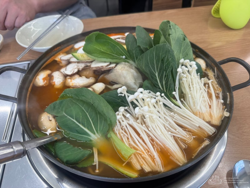 잠실 맛집, 토마루해물칼국수.(ft. 성시경의 먹을텐데!)