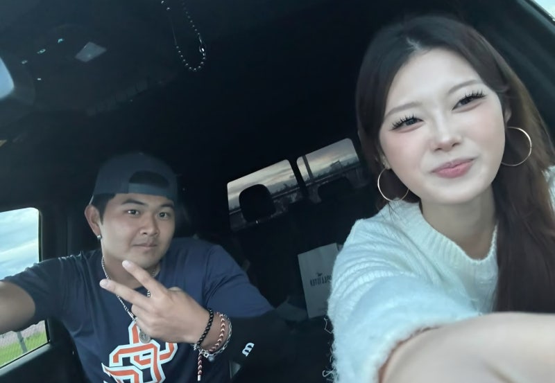 '추신수 子' 추무빈, 미모의 ♥여친과 대놓고 럽스타…"365일, 나의 공주랑" 공개