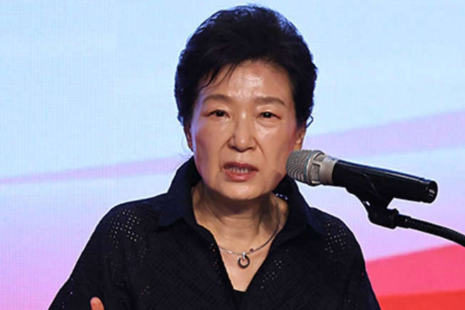 “박근혜 측 고소 나설 듯”…변호사가 본 ‘처벌 가능성’은