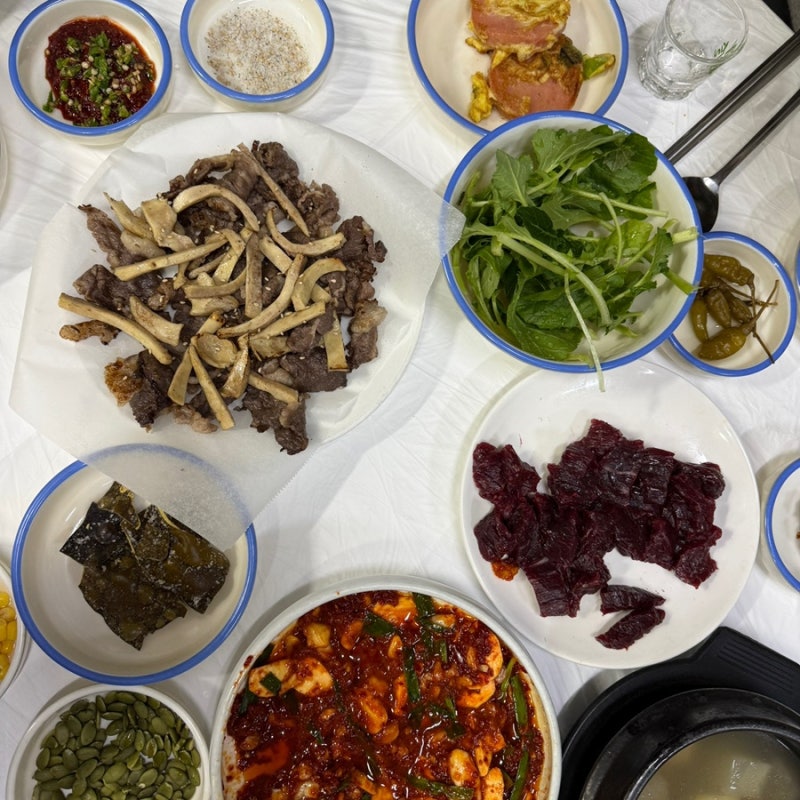 [대구 맛집] 대구 동구 식객 허영만의 백반기행 뭉티기 오드레기 맛집 ‘송림식당’
