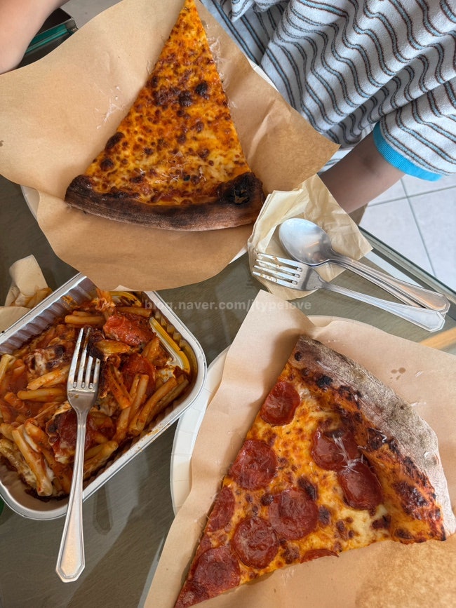 동대문 DDP 맛집 다케슬라이스, 전시 보고 아들이랑 피자 먹으러 갔다가 싱글이 부러워진 날....