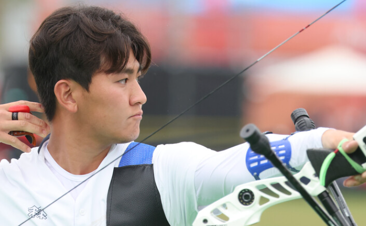 김제덕 충격 탈락, 이우석만 살아남았다…21년 만의 굴욕 씻을 마지막 희망