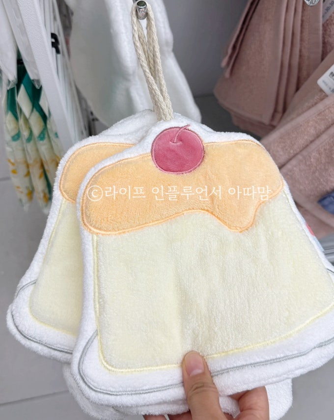 다이소 아니 이게 왜 여기 있어요? 괜히 다른 데서 살 뻔했네..