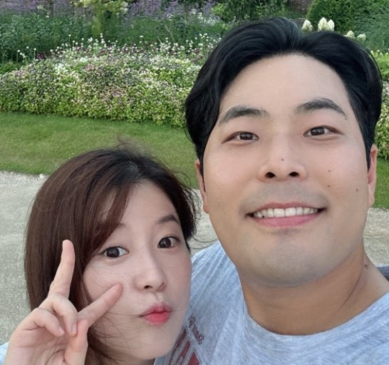<b>김해준</b><b>김승혜</b>, 결혼 2년 만에 부모 됐다…오늘 공개한 첫 가족사....