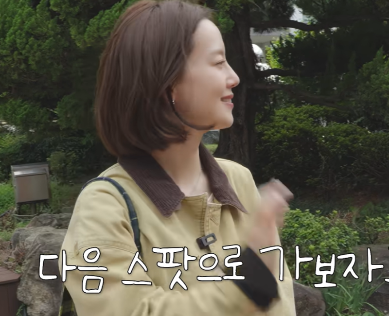 "인형이 따로없네.." 문채원 실물보고 소름돋은 만두가게 사장님, 문채원 30만원대 자켓