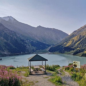 [카자흐스탄 알마티 여행] 에메랄드빛 빅알마티 호수 (Big Almaty Lake)차량 대절 및 여행 팁들