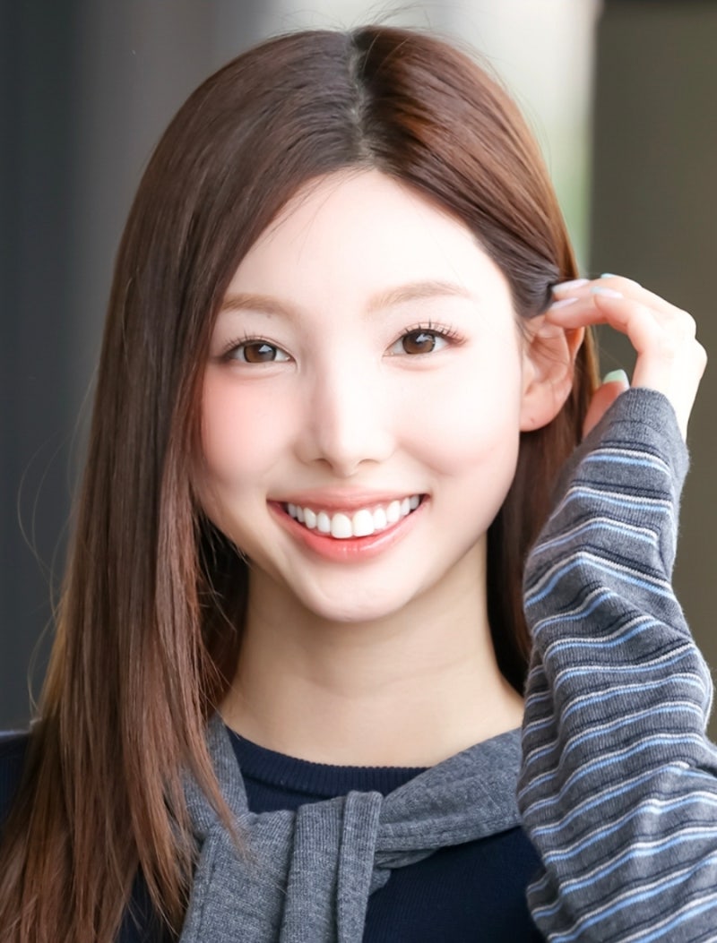 "제발 이제 그만…" 사진 한 장에 다시 소환된 나연 리즈 시절, 뭐가 달라졌을까