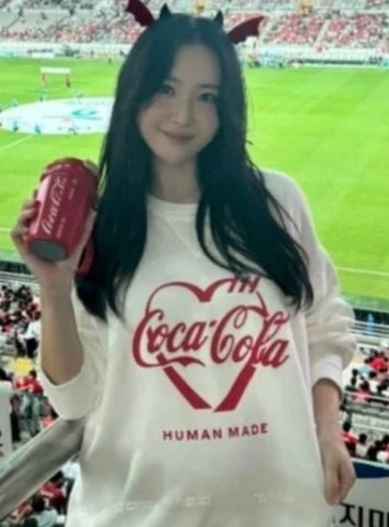 "남편 중계 없는 직관은 처음" 김다영 축구장 포착에 번진 임신설... 배성재 부부 근황 팩트체....