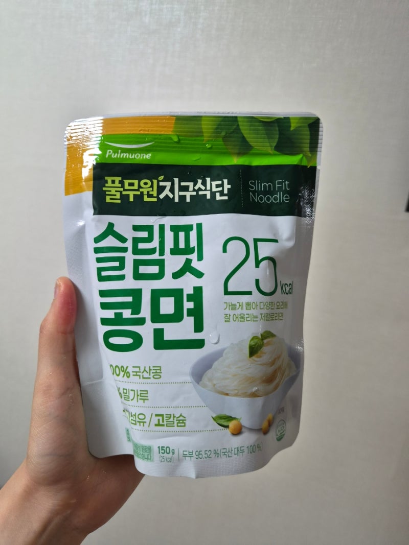 풀무원 지구식단 '슬림핏 콩면' 솔직후기 맛 식감 저칼로리 다이어트 대체면 키토식단 콩국....