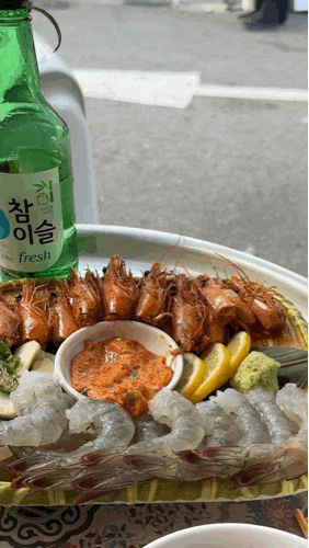 용산 해산물 맛집 해물점 용산 직영점, 제철 생새우회에 소주 한잔