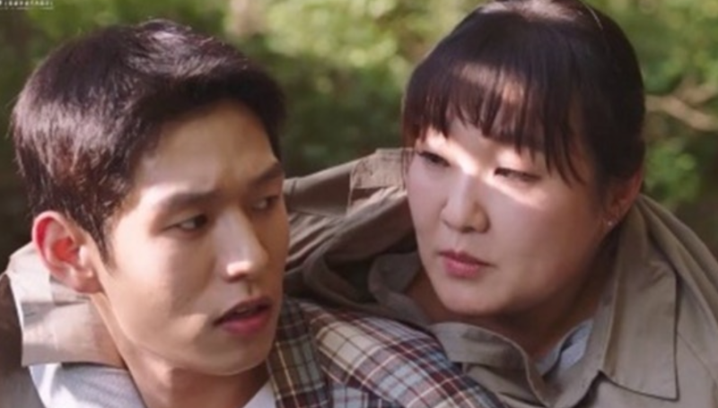 "다친 줄 알고 업었는데…" 이수지 남민우 반전 대박 신병4 11회 줄거리