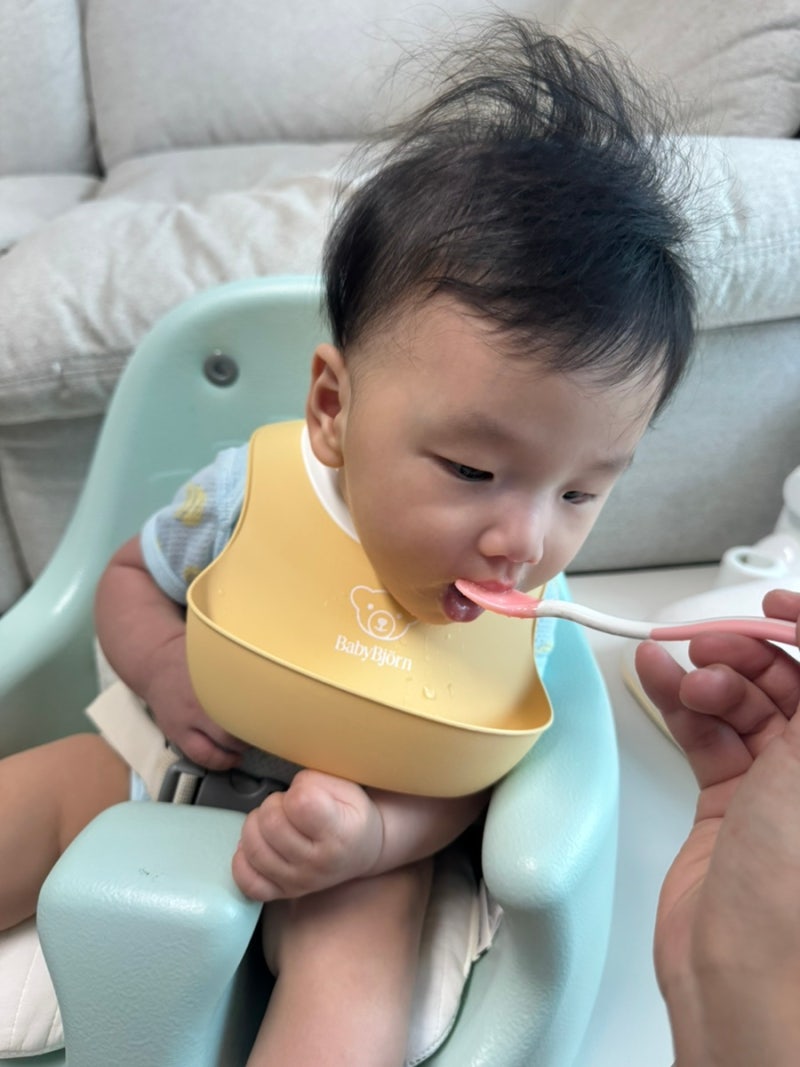 퍼기 오트밀가루 이유식 초기레시피! 적당한 농도를 찾아 10배죽보다 물을 조금 더!