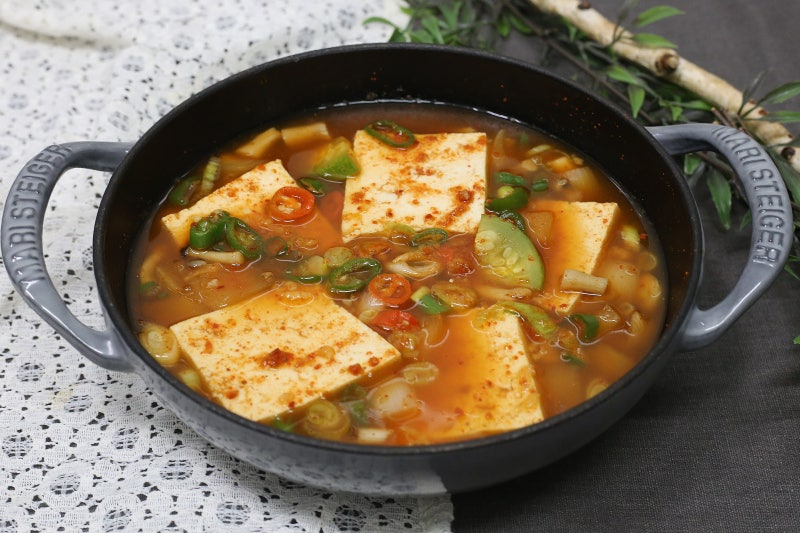 얼큰 두부찌개 레시피 2,500원의 행복 집밥메뉴
