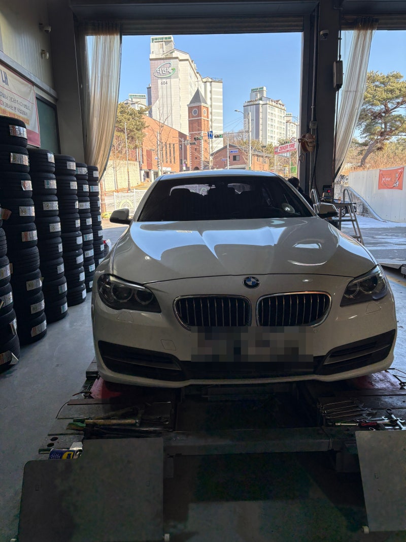 청주 타이어싼곳 BMW 5시리즈 225/55R17 넥센타이어 N'Priz AH8