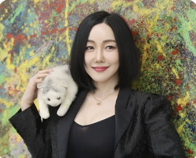 자숙 대신 마이웨이 홍보… 낸시랭, 음주운전 적발 20일 만에 드러낸 반전 행보