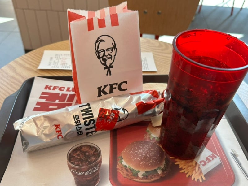 KFC 트위스터 점심 세트 가격, 칼로리, 맵기는 어느정도?