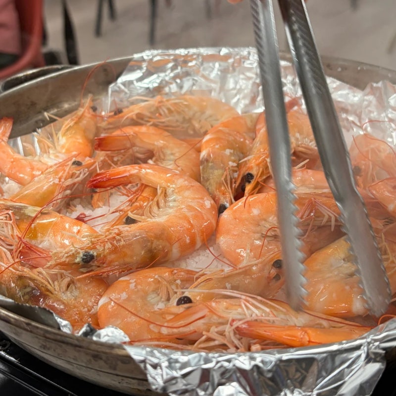 대전 노은수산시장 맛집- 명신수산·갯마을, 연어·광어·생새우회부터 대하구이와 매운탕까....