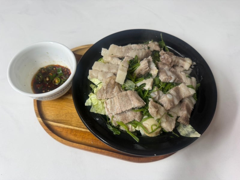 [저녁한끼] 애니쉬 미나리 삼겹살 야채찜 | 전자레인지 11분 초간단 다이어트 저녁
