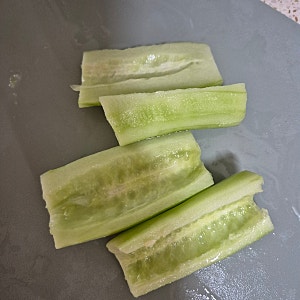 3분 컷 전자레인지 아기 반찬! 유아식 오이무침 (무염 레시피)