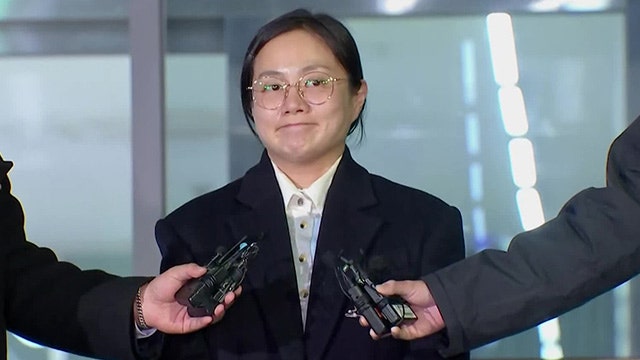 박나래 전 매니저 공갈 혐의 첫 재판…매출 10% 요구 외에 더해진 혐의는