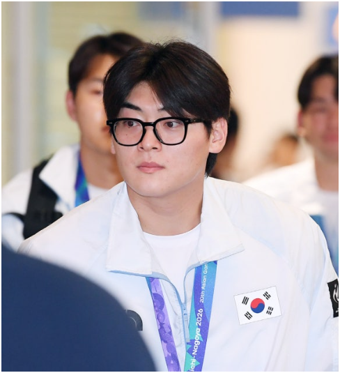 “난 이미 군대 갔다 왔지만 동료들은 안 갔으면 했다”…조병현 일본전 16구 역투, 금메달 ....