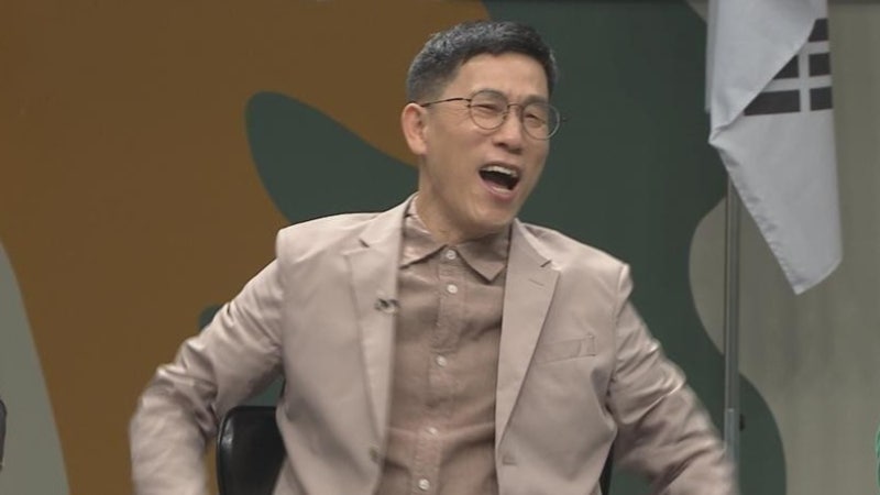 진중권 '암살자(들)', 뻔데기 아이큐 수준의 허접한 음모론…"배우들이 똥 밟은 사건"