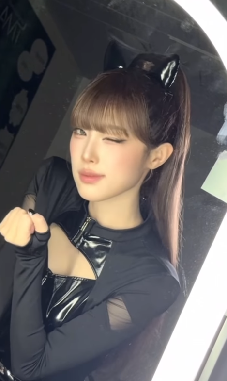 워터밤에서는 히어로였는데…최예나 TMA에서는 캣우먼 됐어요