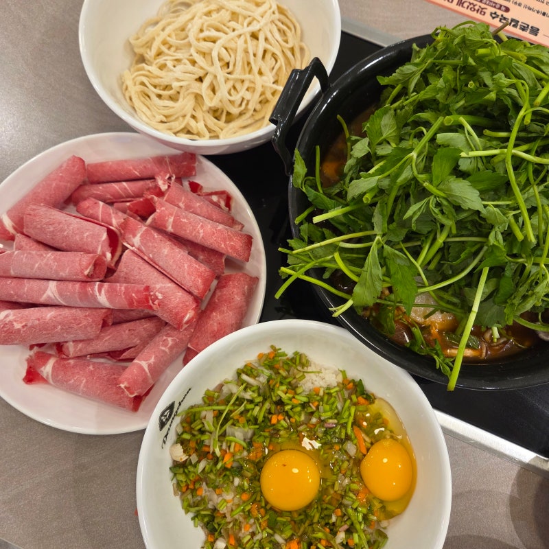신림 맛집 등촌샤브칼국수 / 명불허전 얼큰샤브샤브 / 칼국수, 볶음밥 배 터지게 먹기