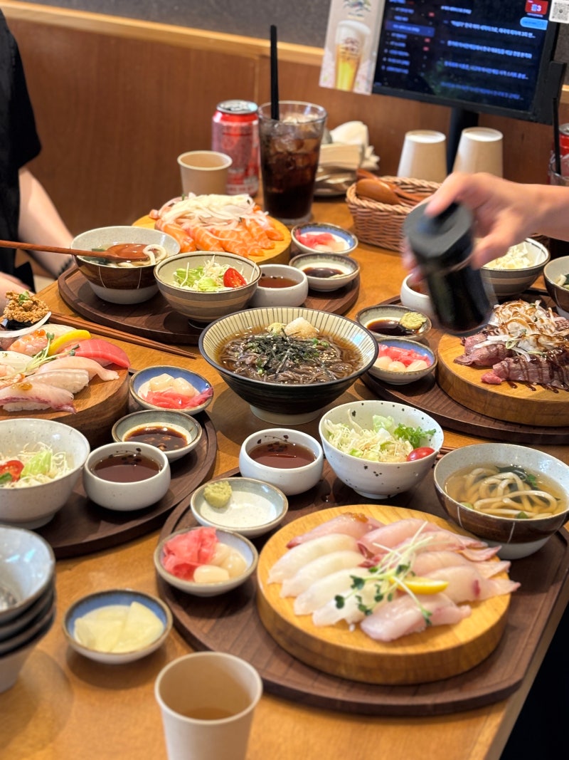 [창원 가로수길] 이로이로｜스시맛집 추석 당일 가족 외식 후기