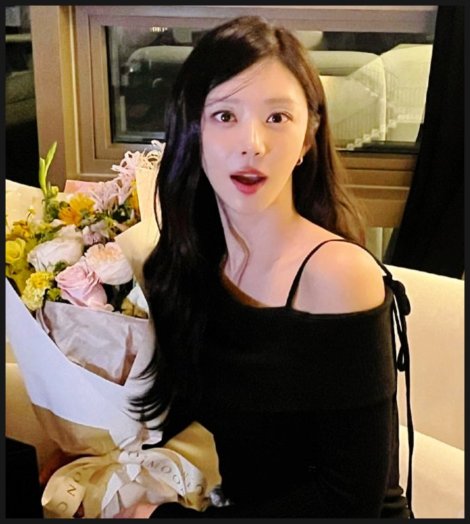 Lee Joo-bin, Who Was Part of Rainbow's Debut Lineup, Gave Up on Idols and Became a 'Ten Million Viewer Actress' in Her 30s: A Surprising Update