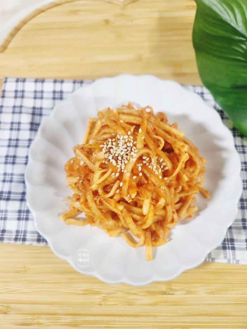 무생채 레시피 액젓 넣어 감칠맛 살리는 무우생채 만들기