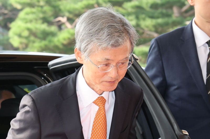 조희대 대법원장, 부친상 조의금 반환
