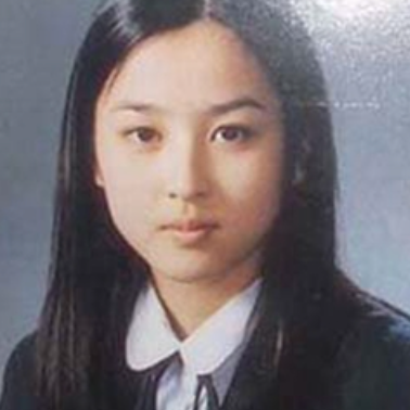 "학교 짱 오빠들이 교문 앞에서 기다렸다..." 입소문 하나로 강남 일대 스타였던 여배우의 리....