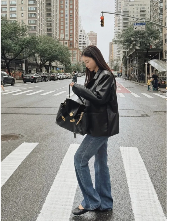 기은세가 뉴욕에서 싹 쓸어온 '역대급 가성비' 명품백의 정체
