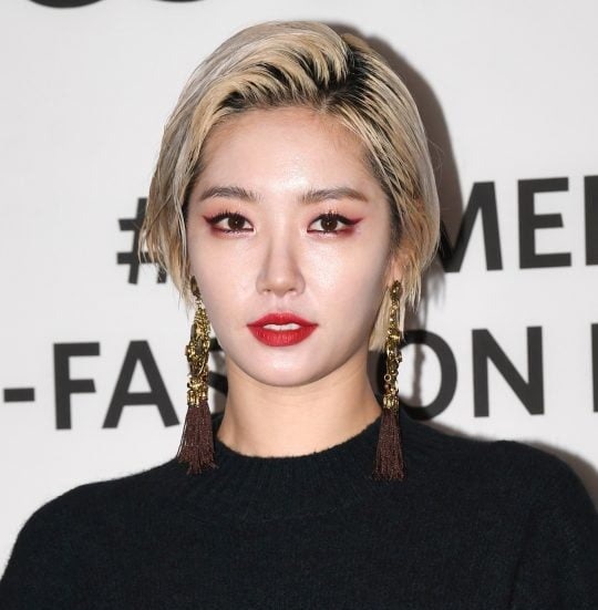 데뷔 22년 김새롬, 여전히 따라붙는 '돌싱 10년' 꼬리표에 결국 본인 입으로 털어놨다