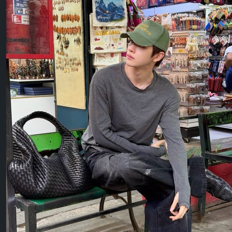 보테가베네타 라이즈 성찬 • 보테가베네타 남자가방 코디