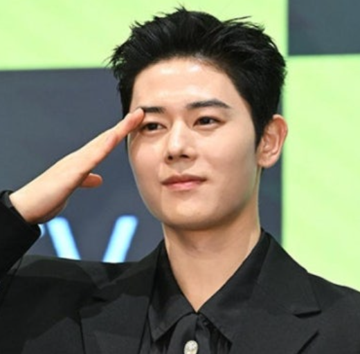 신병4’ 화제성 이끈 김동준, 십자인대 부상 현재 회복 중