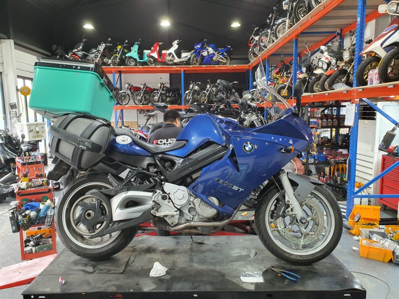 [일산 바이크 정비] BMW F800ST - 엔진오일 교환 및 드레인볼트 점검