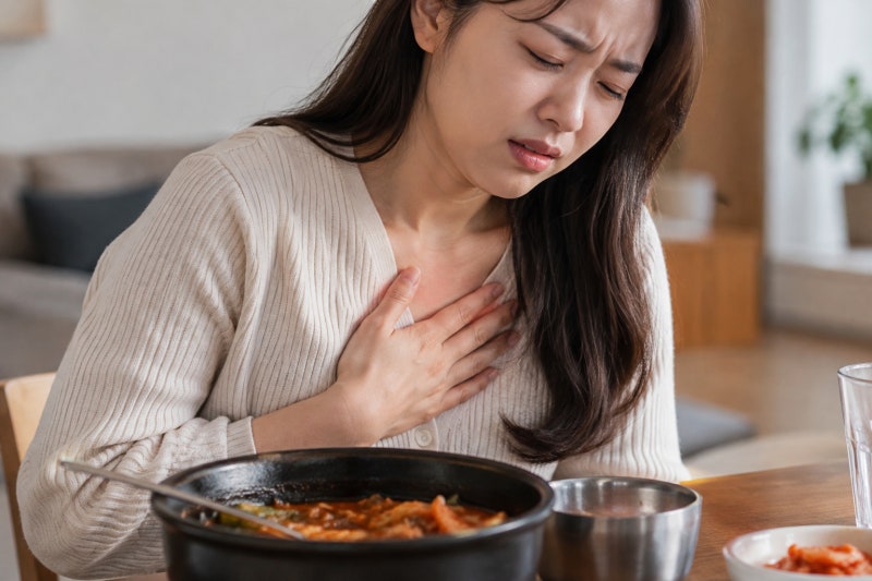 역류성식도염 증상 몸이 보내는 신호