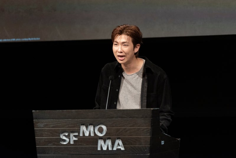 "우리 문화 알리고파"… RM, 국중박에 1억원 쾌척