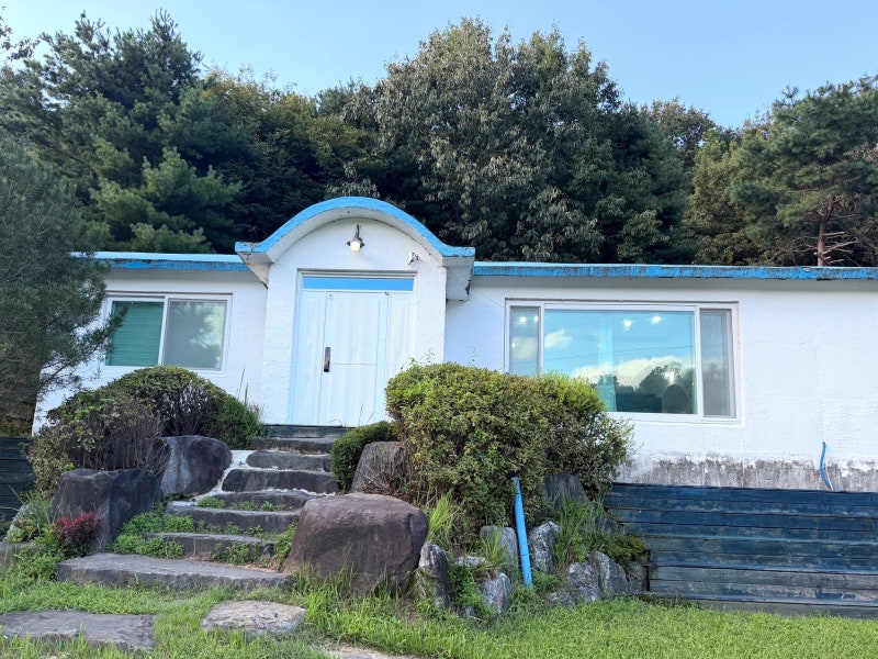 용인 독채 대형펜션 폭포리아, 대가족 모임부터 10명 이상 워크숍 숙소까지
