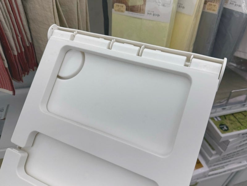 아니 이게 왜 다이소에 있어요...?온라인에서 괜히 며칠을 찾았네요