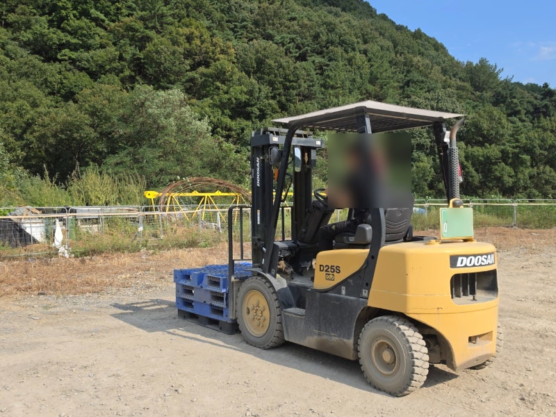 3톤미만지게차 면허 준비한다면? 교육시간과 취득방법 총정리
