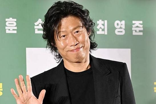 ‘믿고 봤는데’ 유해진까지 불똥…영화 ‘암살자(들)’ 역사왜곡 논란 확산