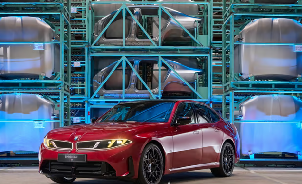 "주문은 오늘부터, 국내 일정은 아직" 443마력 M350 공개한 '신형 BMW 3시리즈', i3는 912km