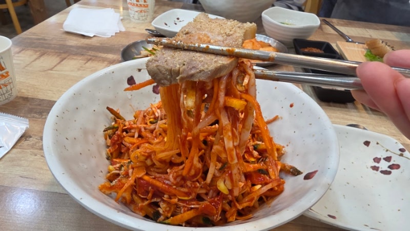 제주 맛집 추천 산방산 뷰 고기국수 돔베고기 산방산국수맛집