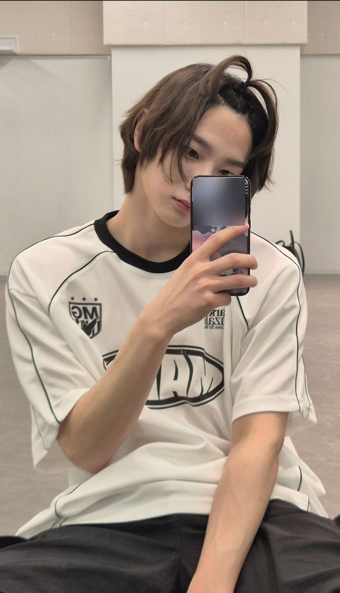 [보넥도 빙의글 상황문답]처음으로 어깨에 기댔을 때 반응은?
