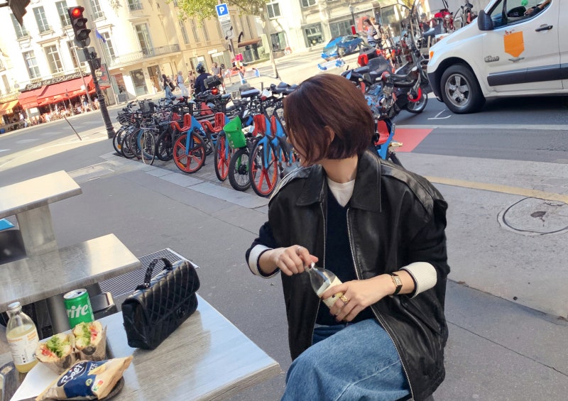 여성블루종 이렇게 슬림해? 가을에 눈길 간 니쁜스 레더자켓