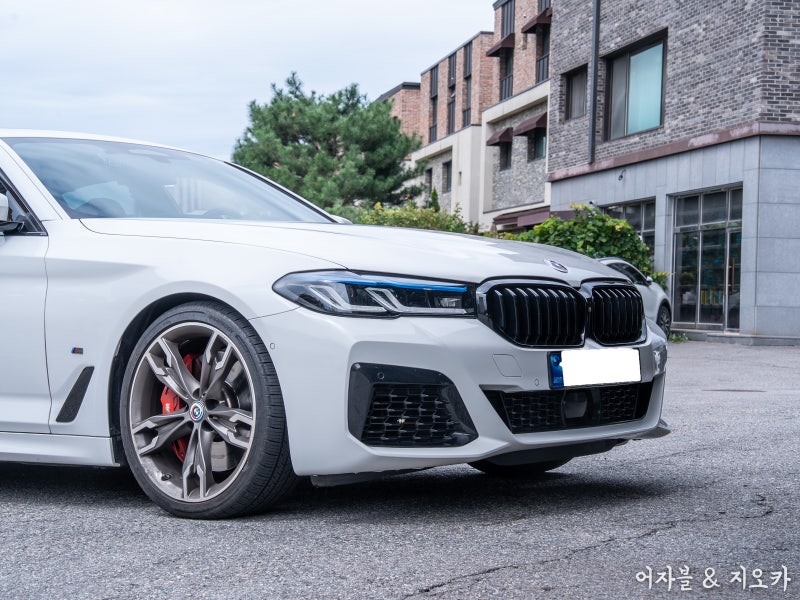 BMW M550i 보증 남아있지만 말레오일필터랑 쉘울트라SQ로 엔진오일 교환