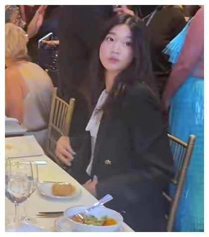 이재용 이원주 젠슨 황 딸과 나란히 앉은 삼성 자녀 첫 글로벌 행사, 경영 참여 신호인지 정....